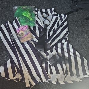 Beetlejuice Cosplay..womans Costume Size Medium...